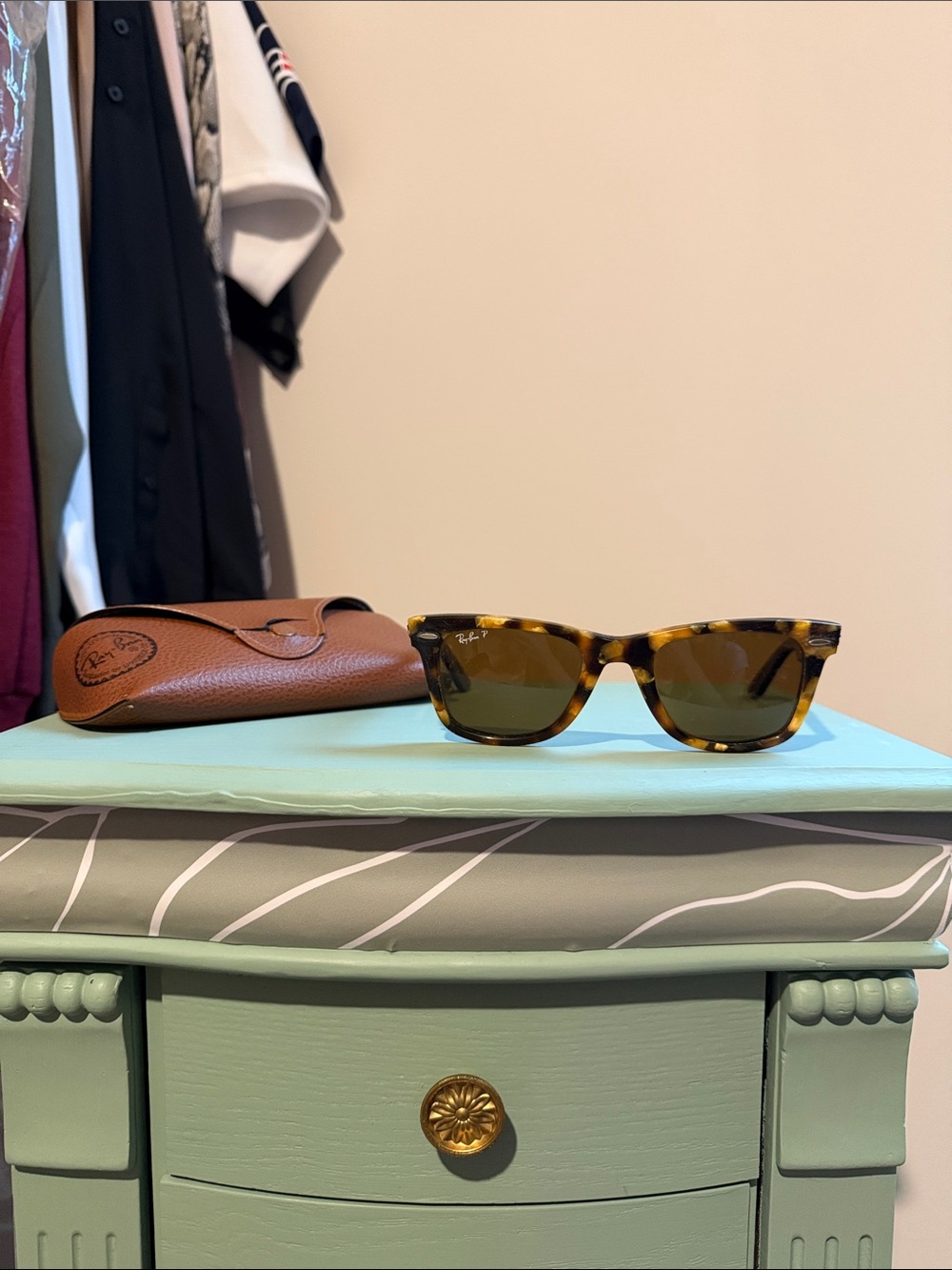 Ray-Ban Wayfarer Tortoise Shell Sunglasses
